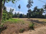 Land for sale in Polhena Junction Madapatha